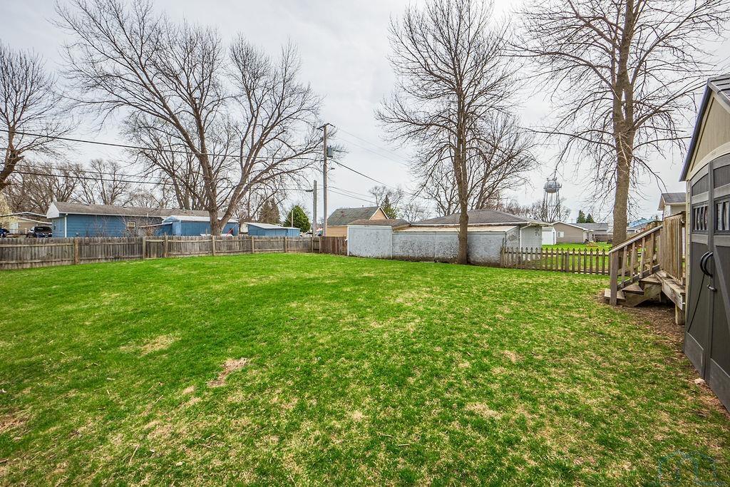 212 WALLACE AVE