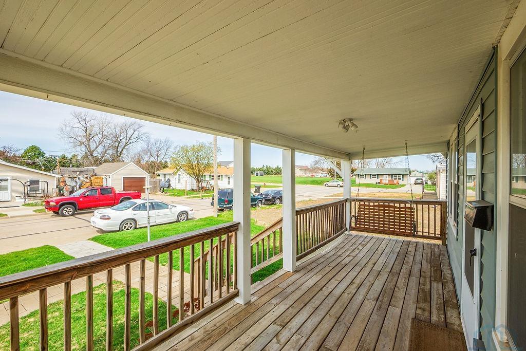 212 WALLACE AVE