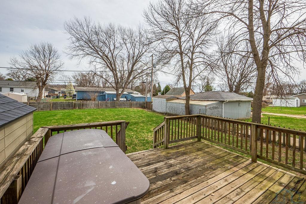 212 WALLACE AVE