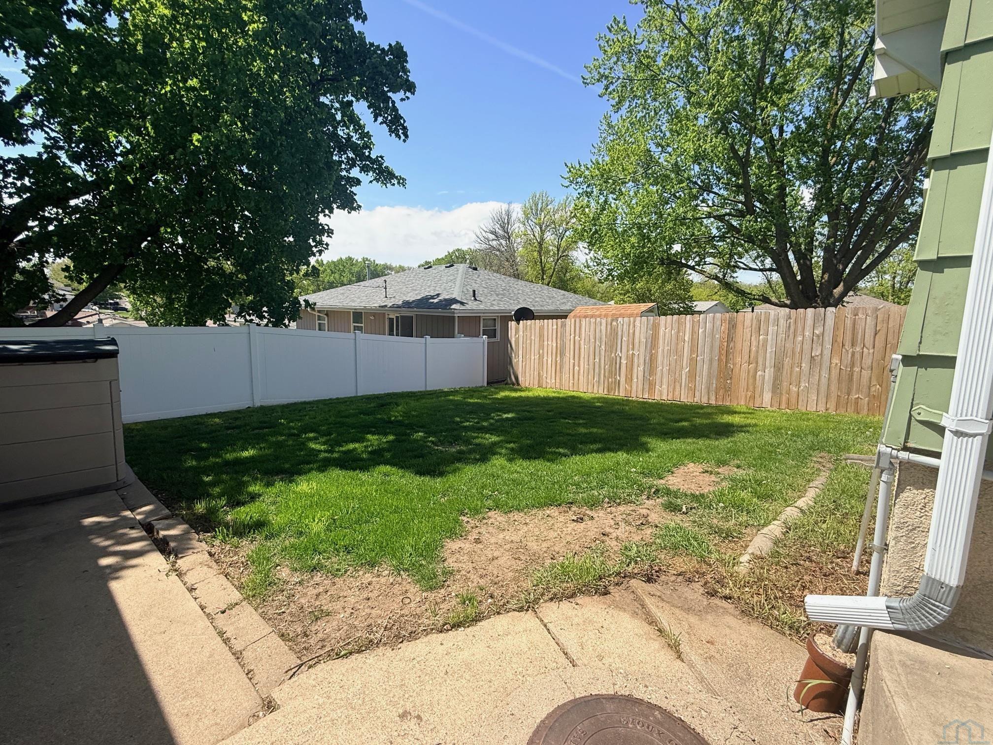 3308 MYERS AVE