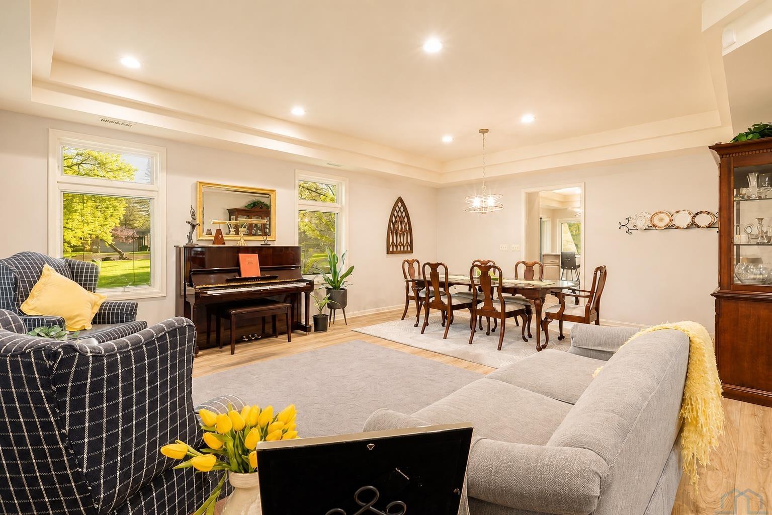 4428 PERRY WAY