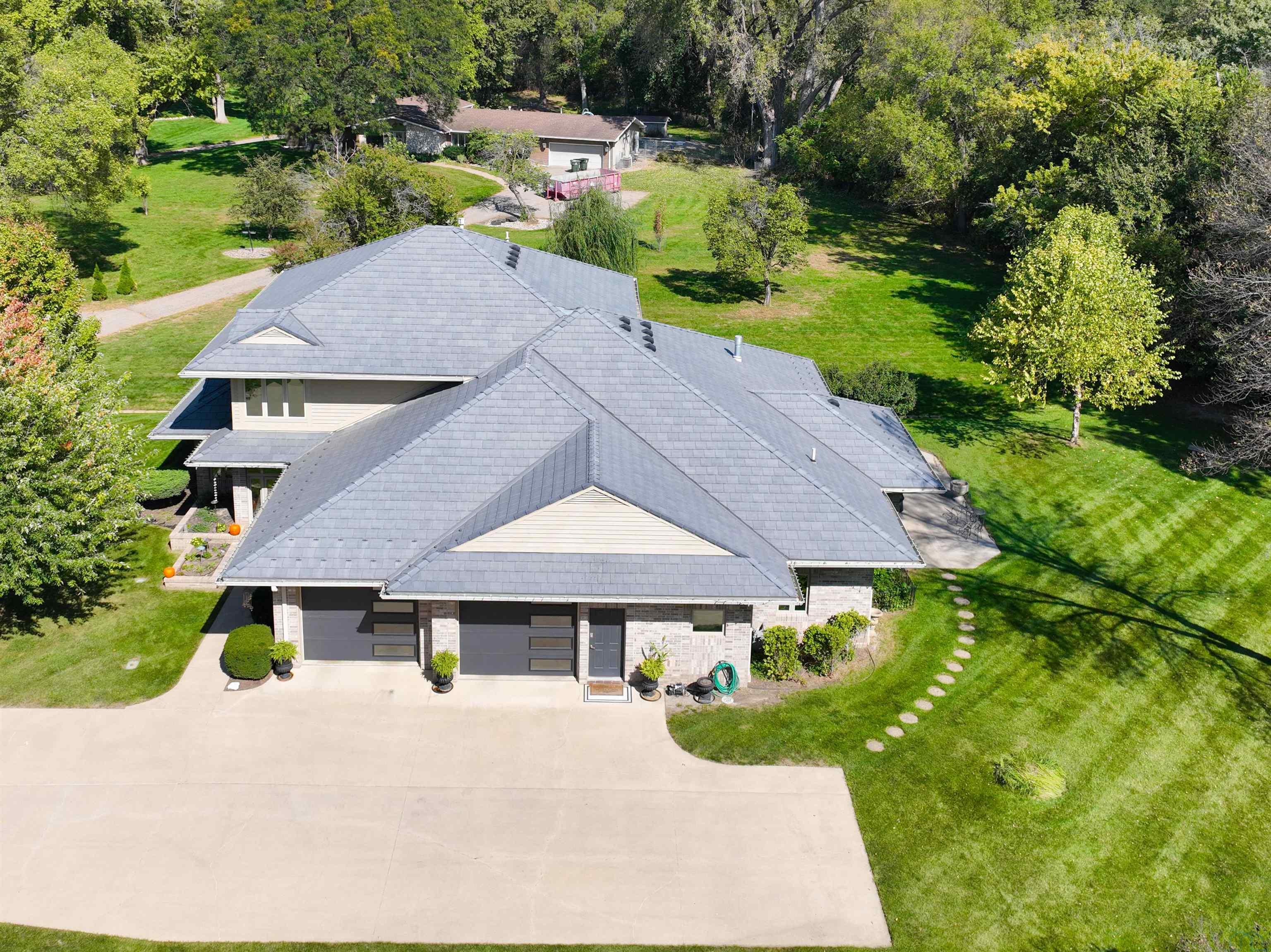 4428 PERRY WAY