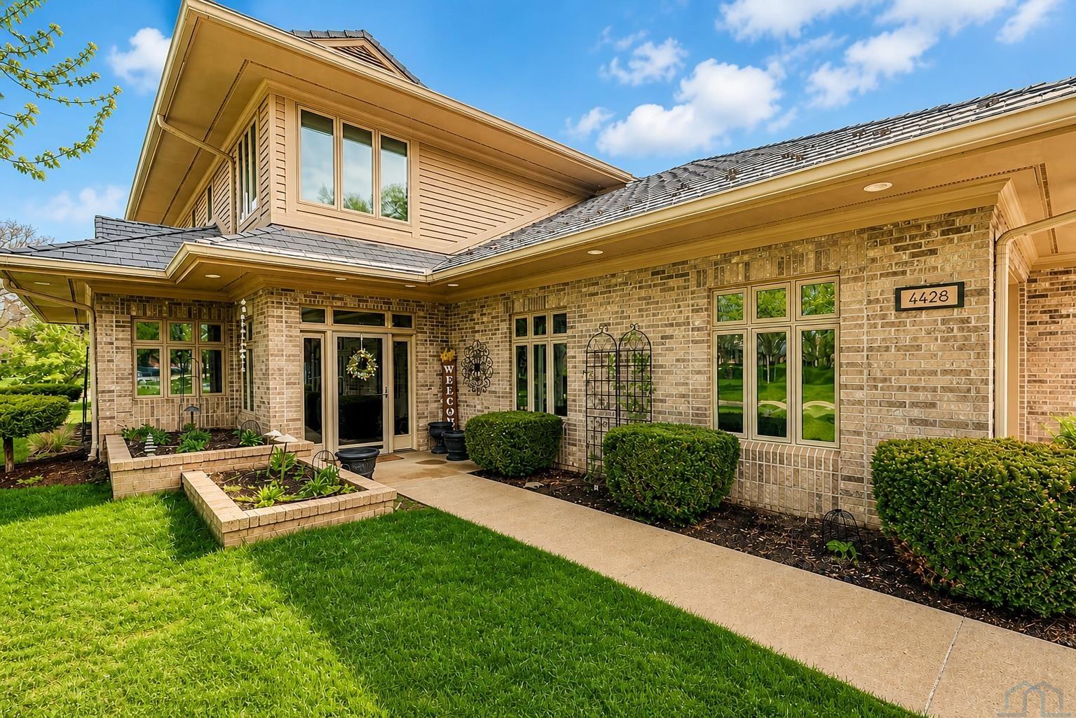4428 PERRY WAY