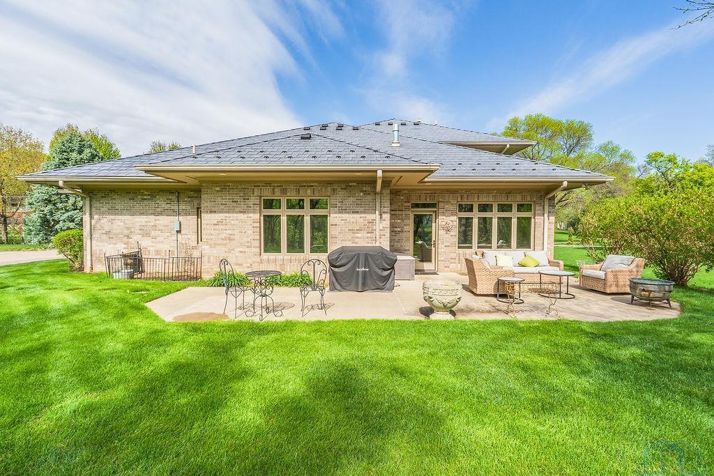 4428 PERRY WAY