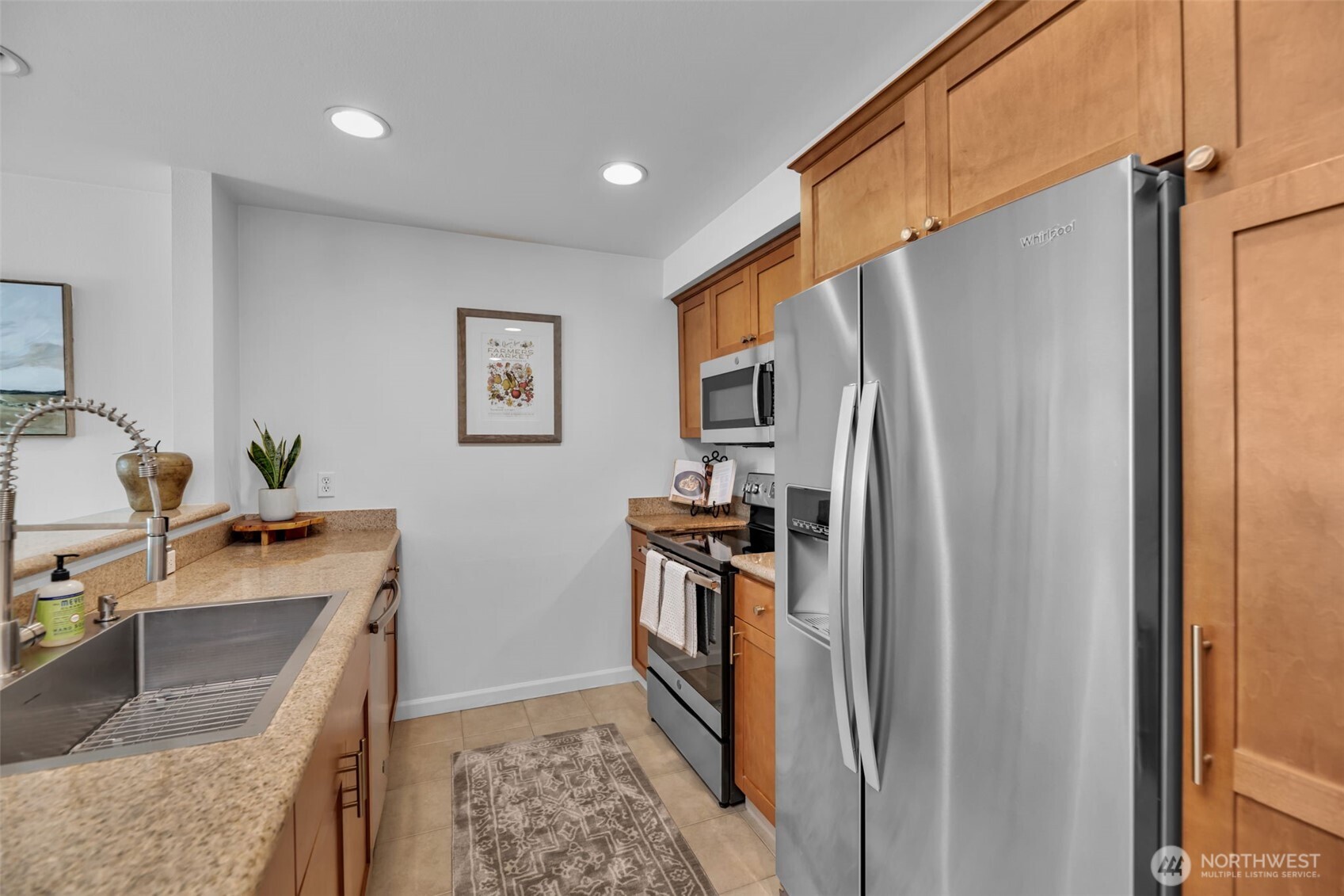 611 Highland Drive Unit: 402