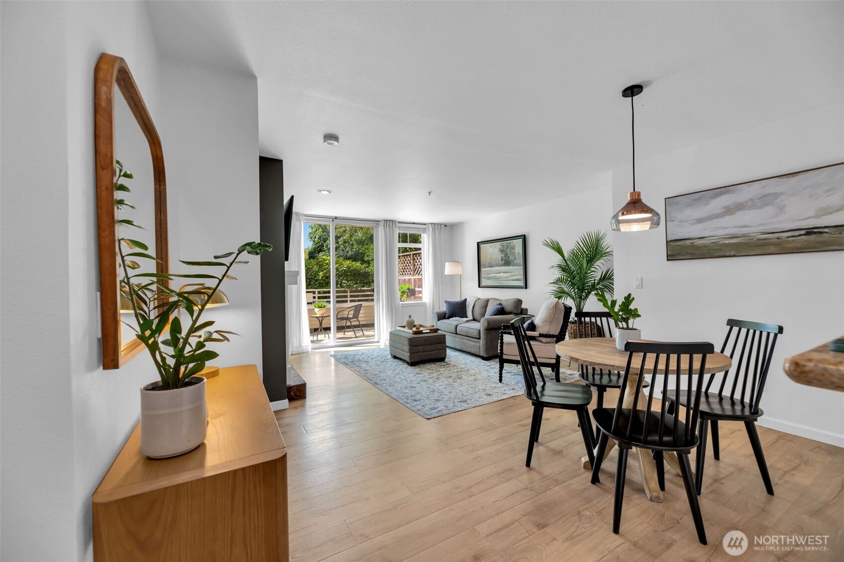611 Highland Drive Unit: 402