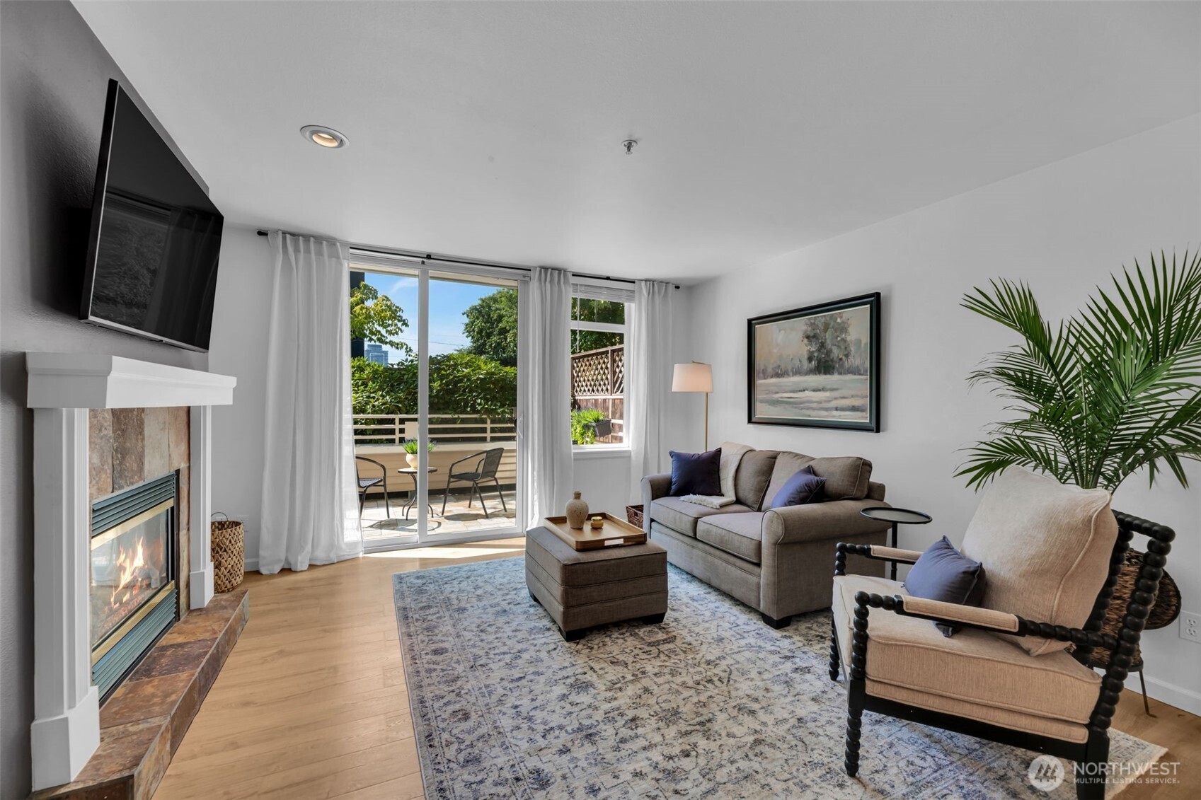 611 Highland Drive Unit: 402
