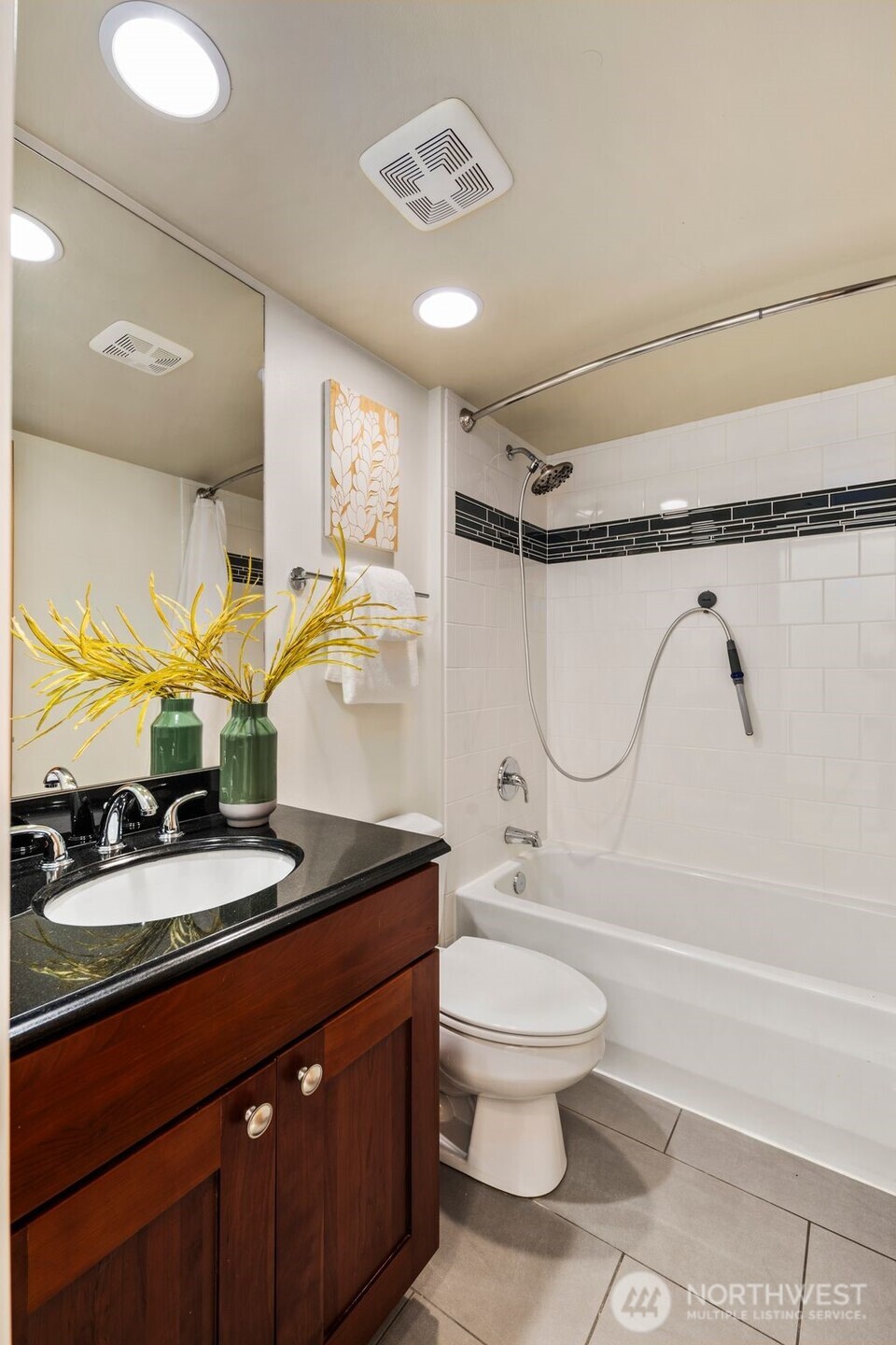 21 W Florentia Street