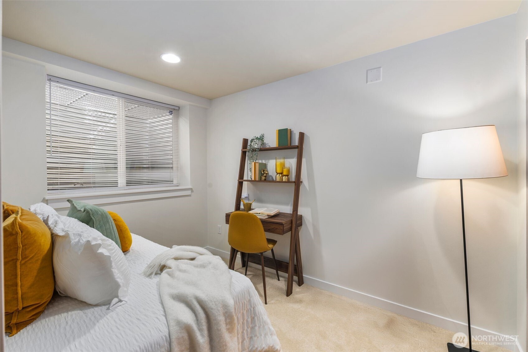 21 W Florentia Street