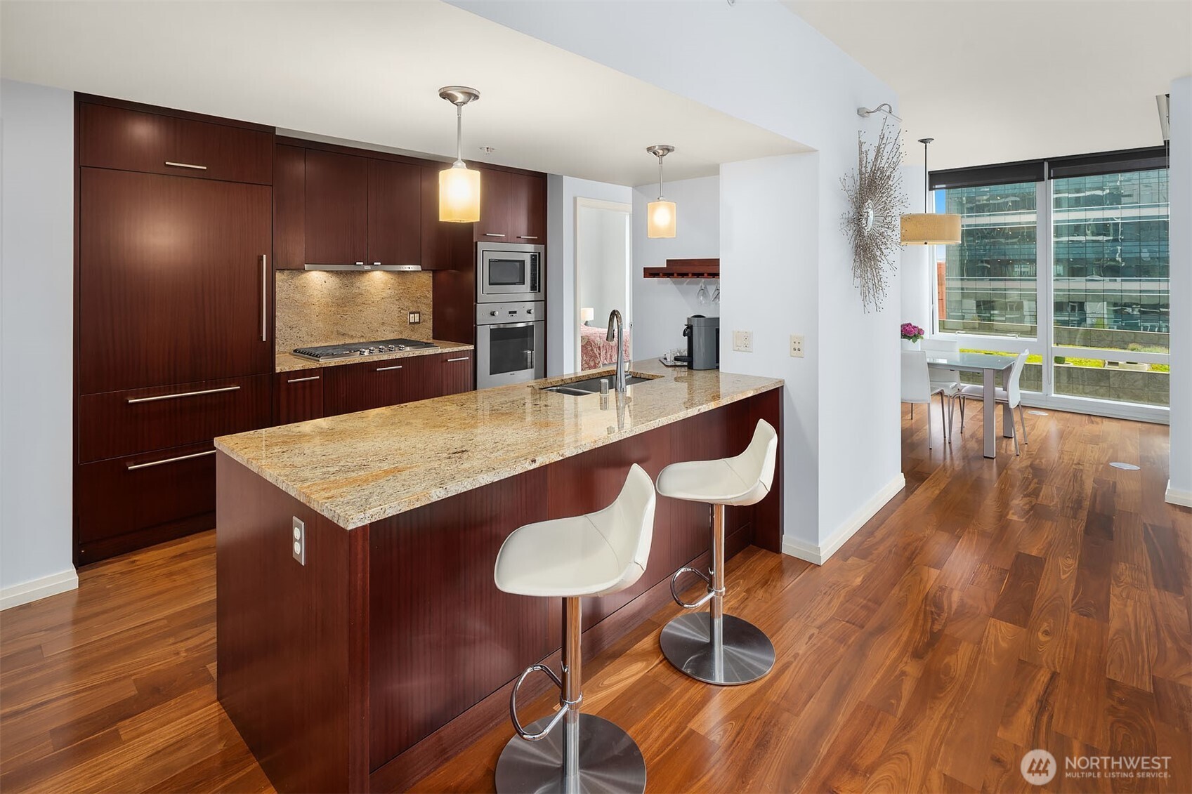 500 106th Avenue NE Unit: 813