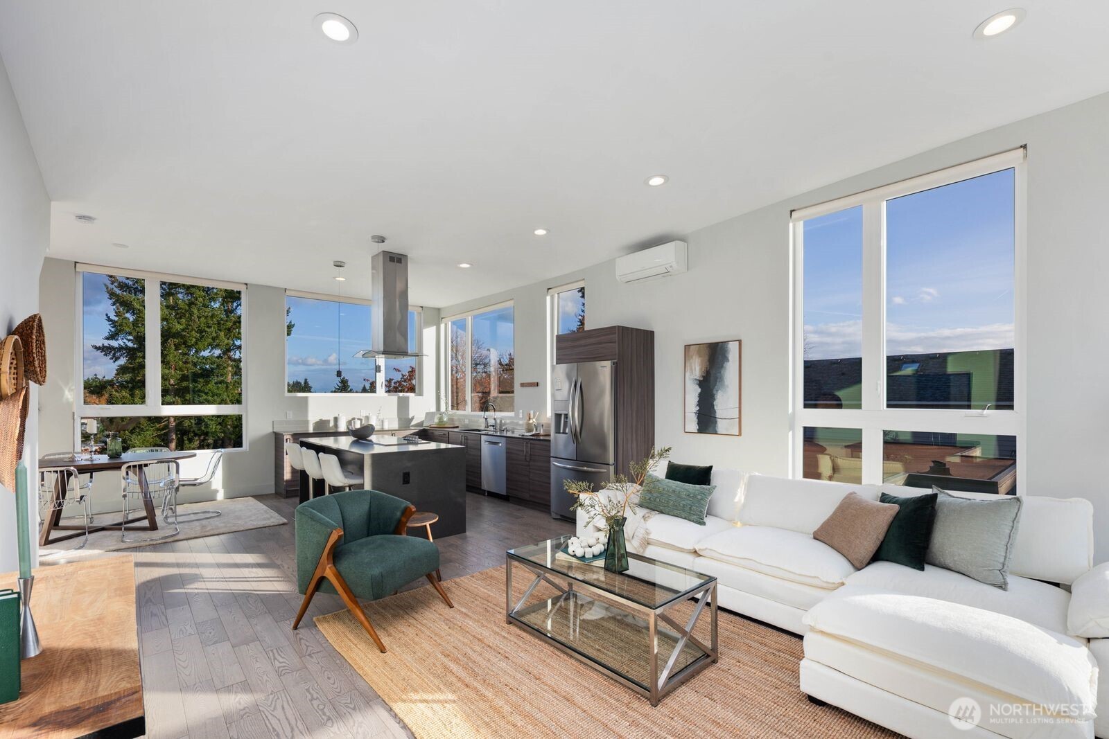 4270 Winslow Place N Unit: A