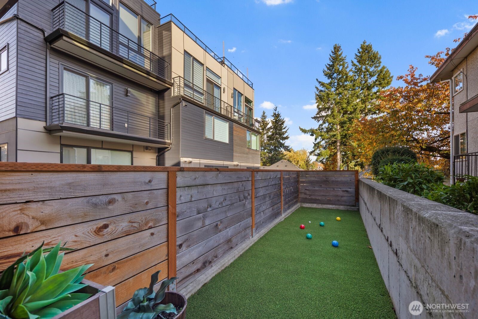 4270 Winslow Place N Unit: A