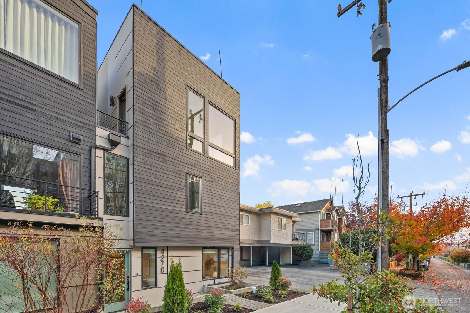 4270 Winslow Place N Unit: A