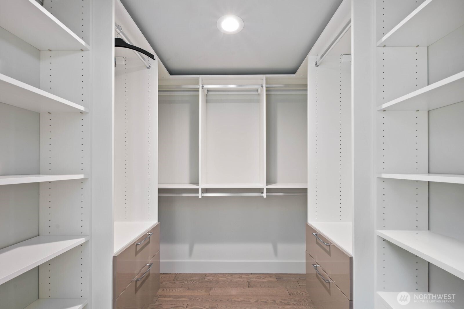 4270 Winslow Place N Unit: A