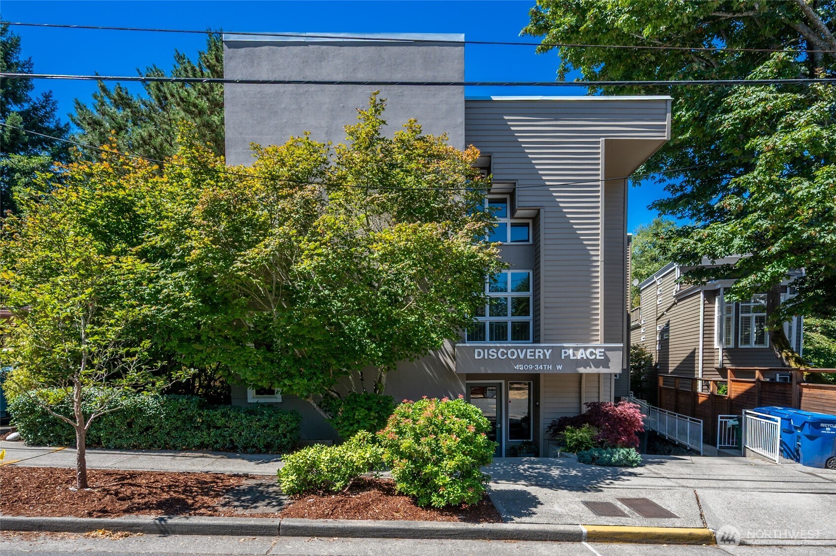 4309 34th Avenue W Unit: 101