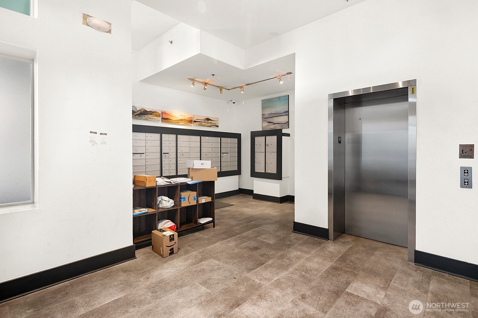 655 Crockett Street Unit: A204