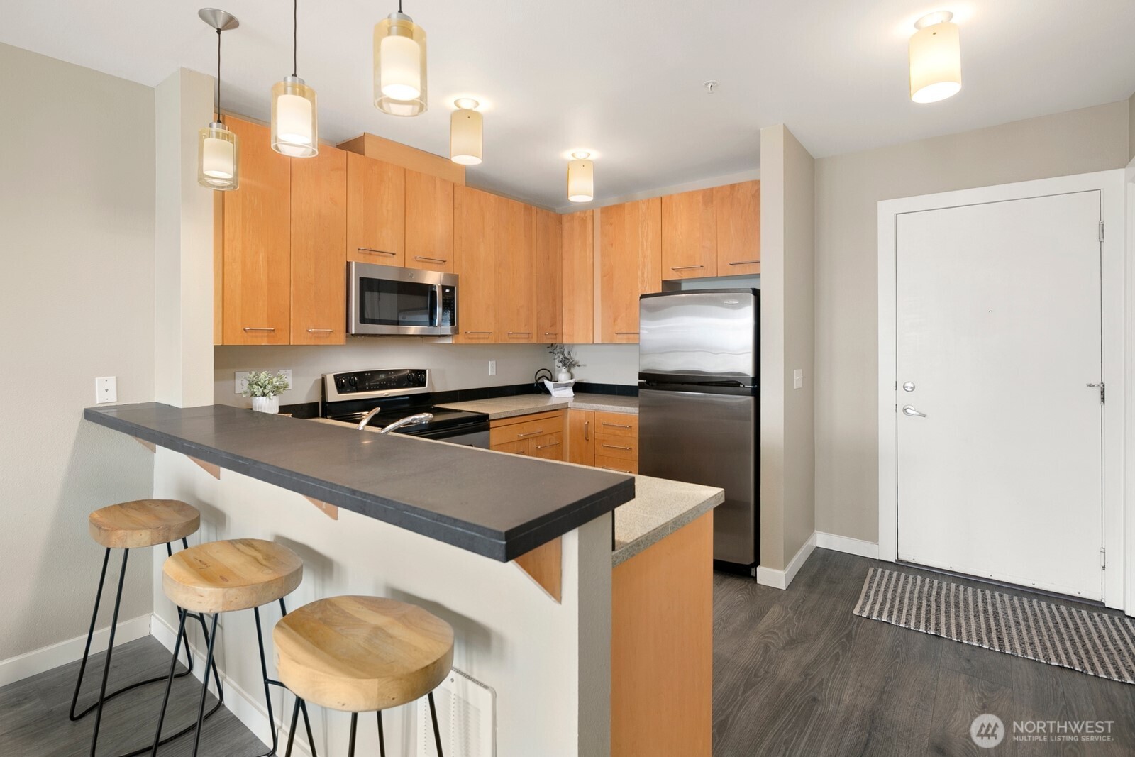 655 Crockett Street Unit: A204