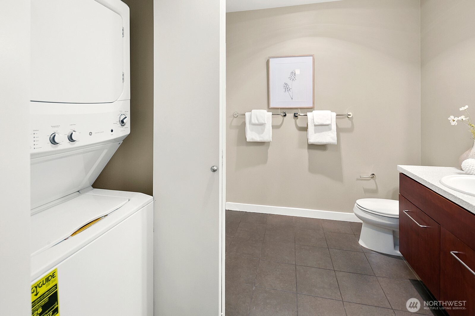 655 Crockett Street Unit: A204