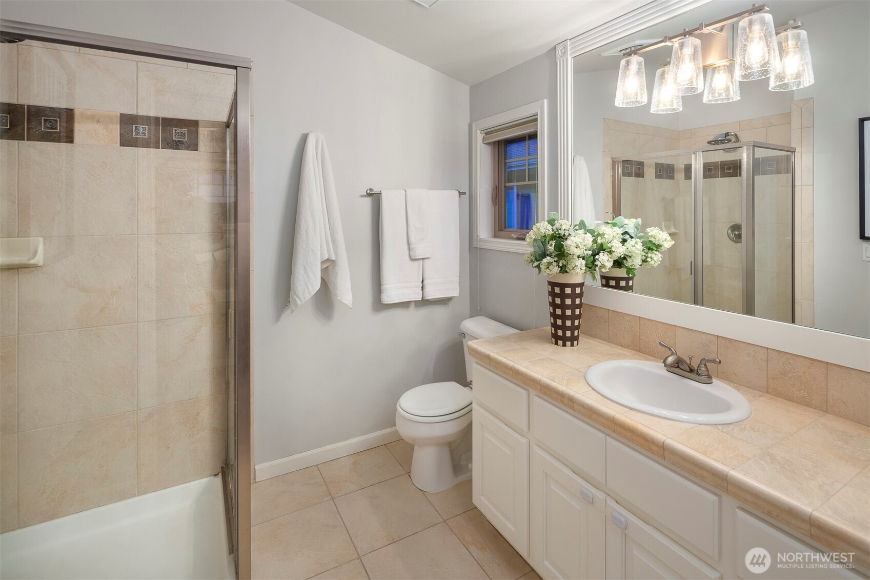 2112 Warren Avenue N Unit: B
