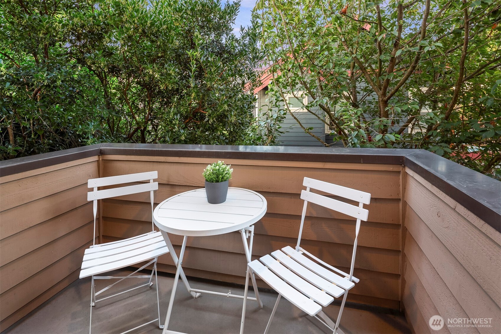 2112 Warren Avenue N Unit: B