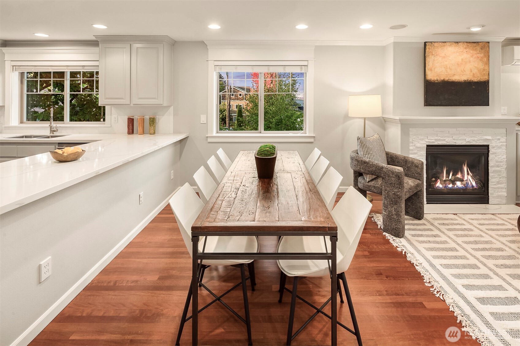 2112 Warren Avenue N Unit: B