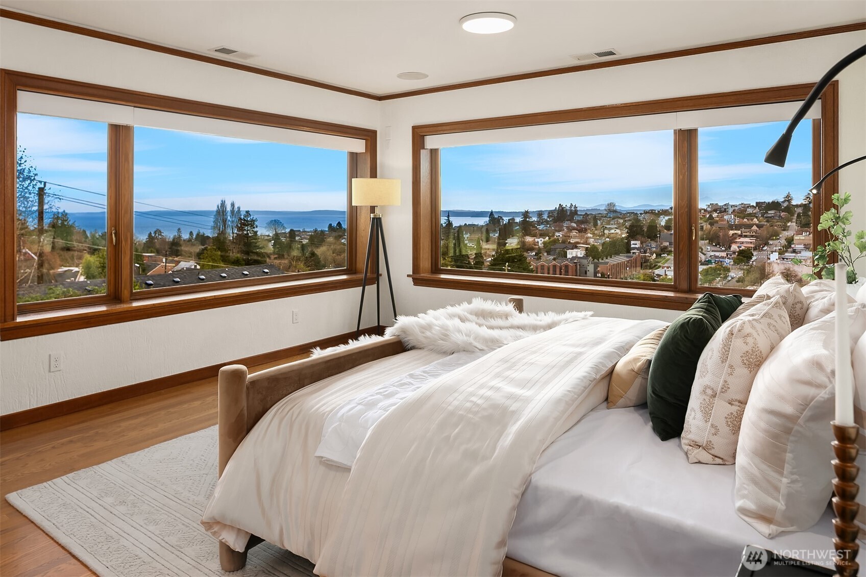 2409 29th Avenue W