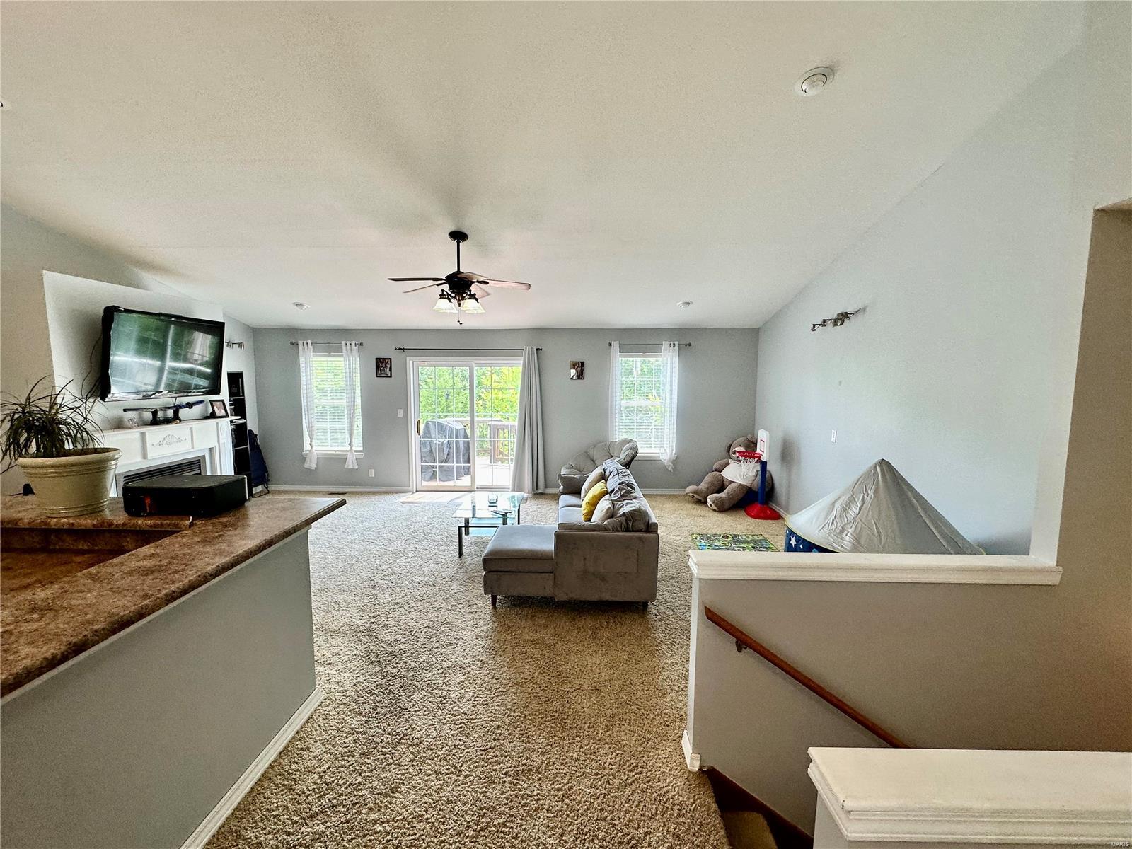 21680 Horizon Way Lane