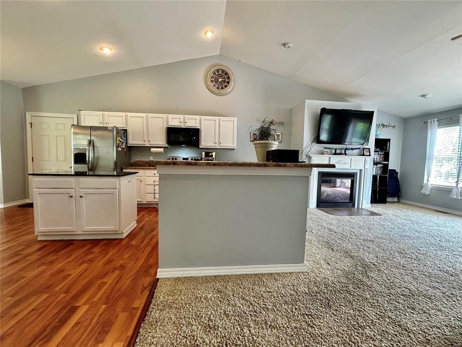 21680 Horizon Way Lane