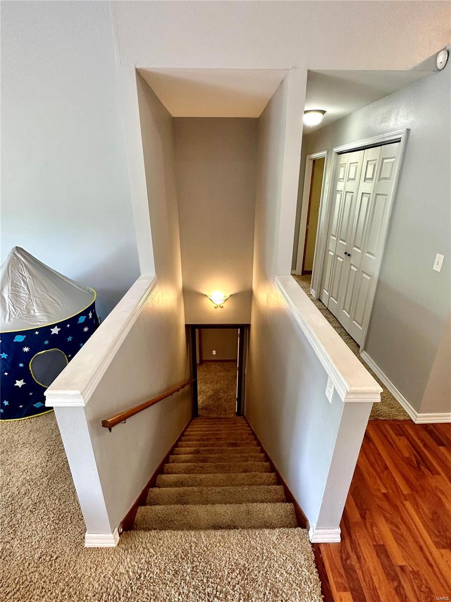 21680 Horizon Way Lane