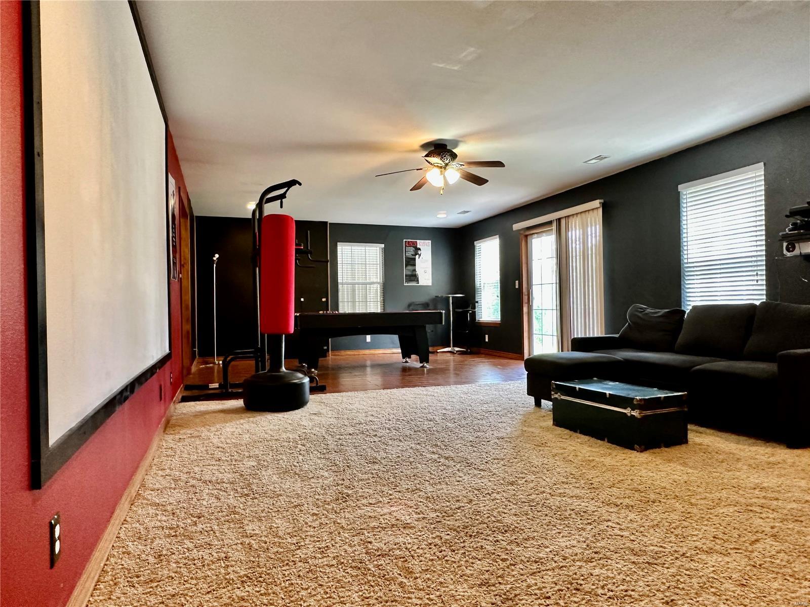 21680 Horizon Way Lane