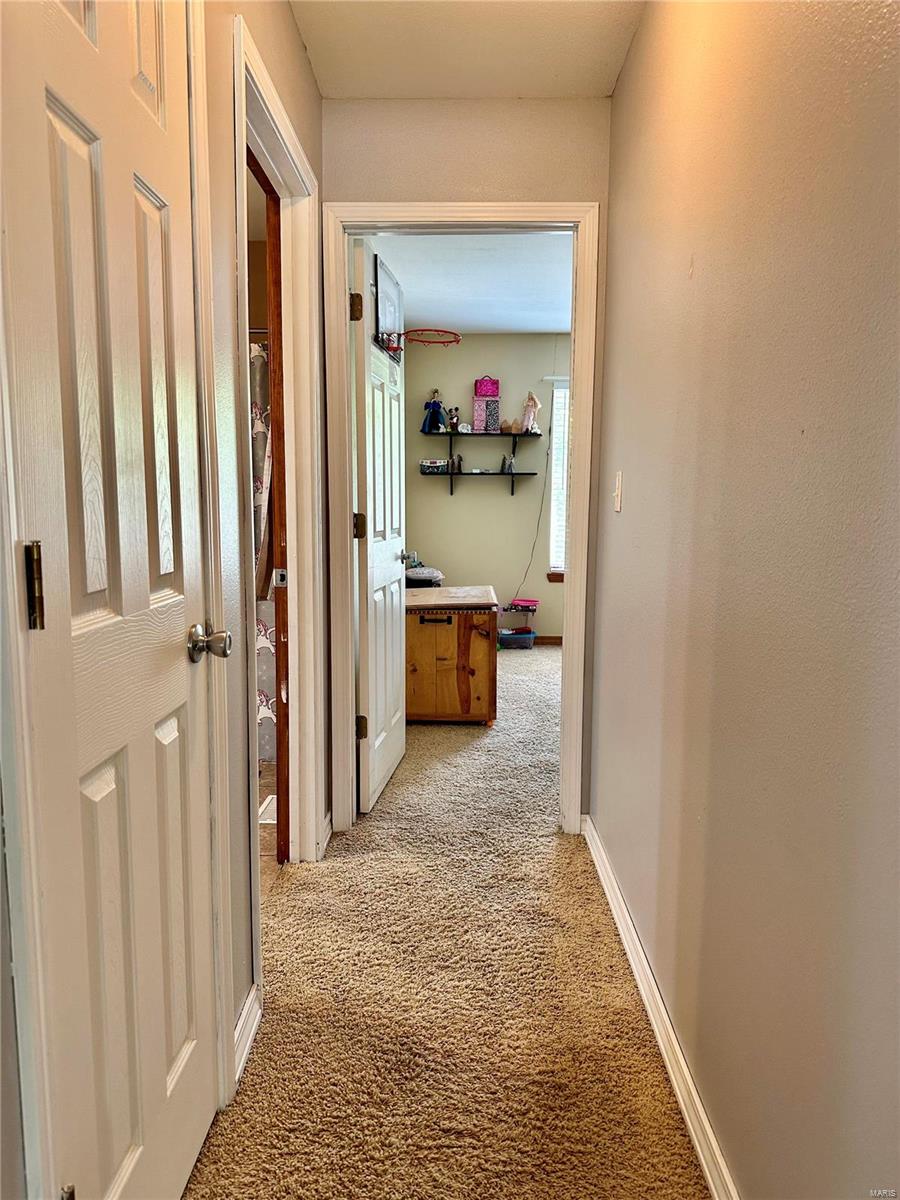 21680 Horizon Way Lane