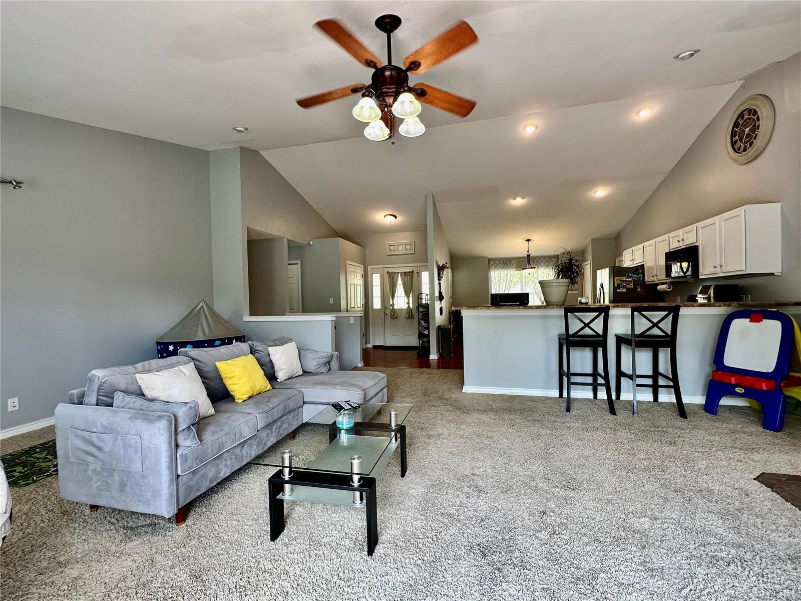 21680 Horizon Way Lane