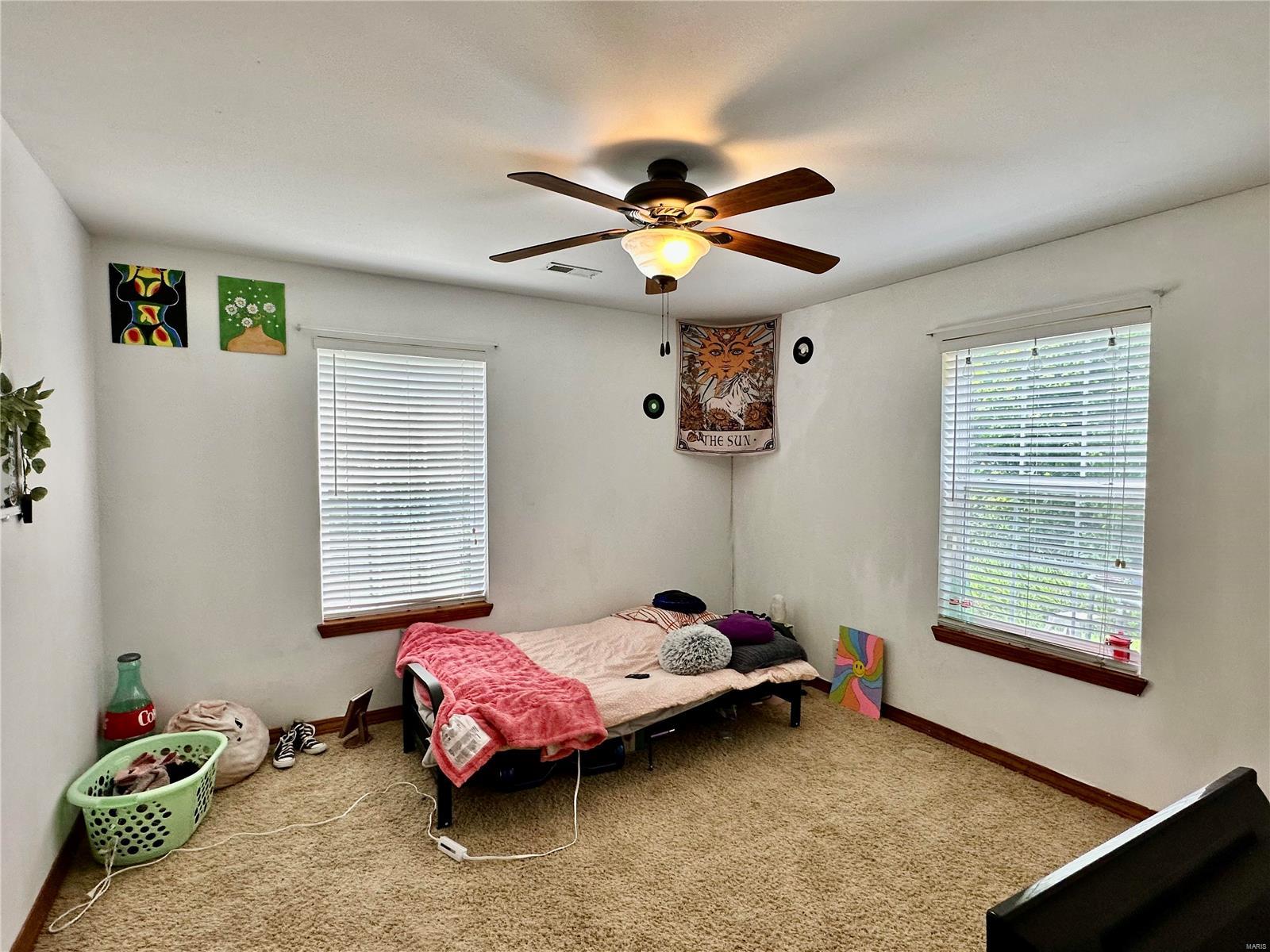 21680 Horizon Way Lane