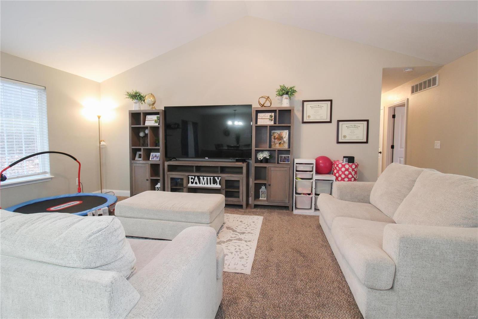 128 Creek View Drive