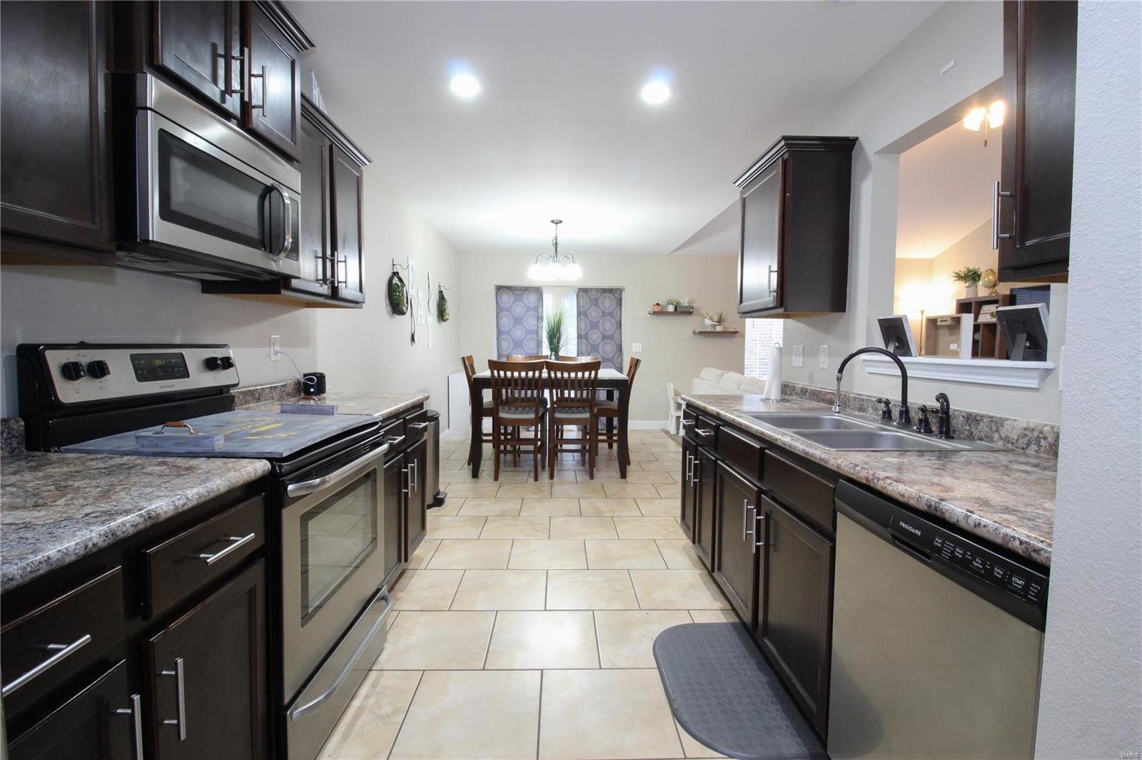 128 Creek View Drive