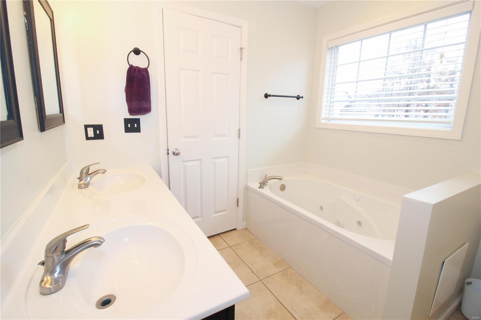 24555 Topaz Lane