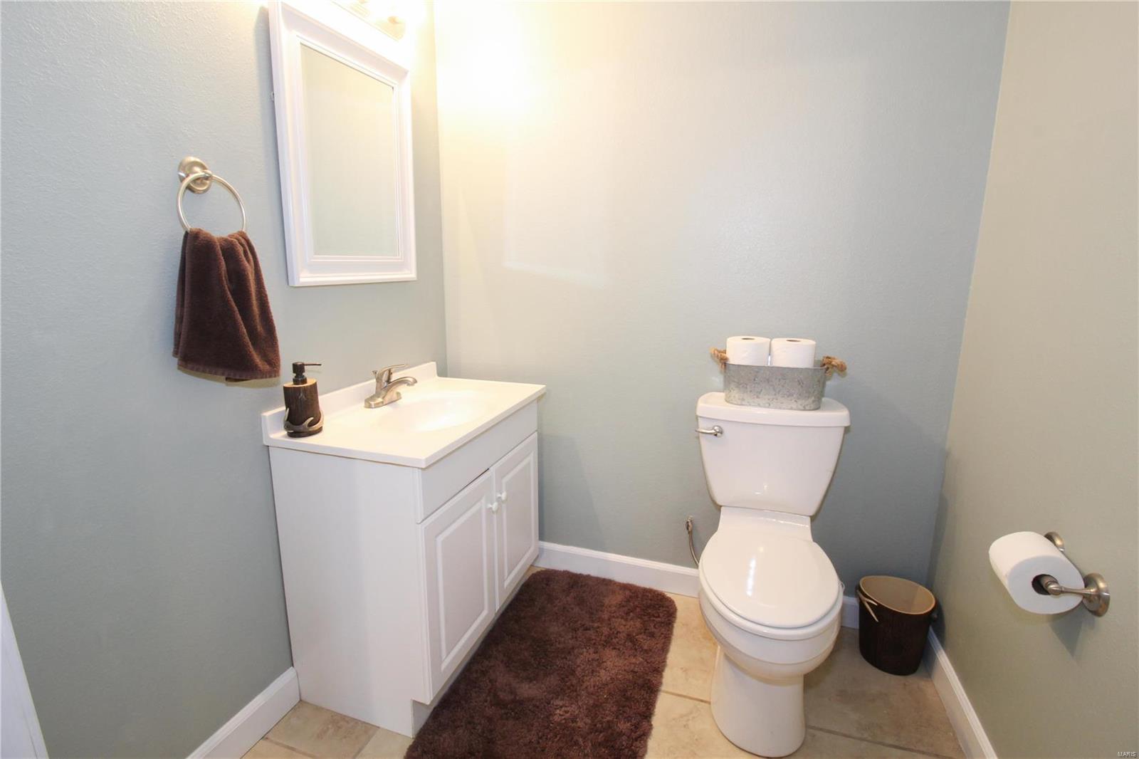 24555 Topaz Lane