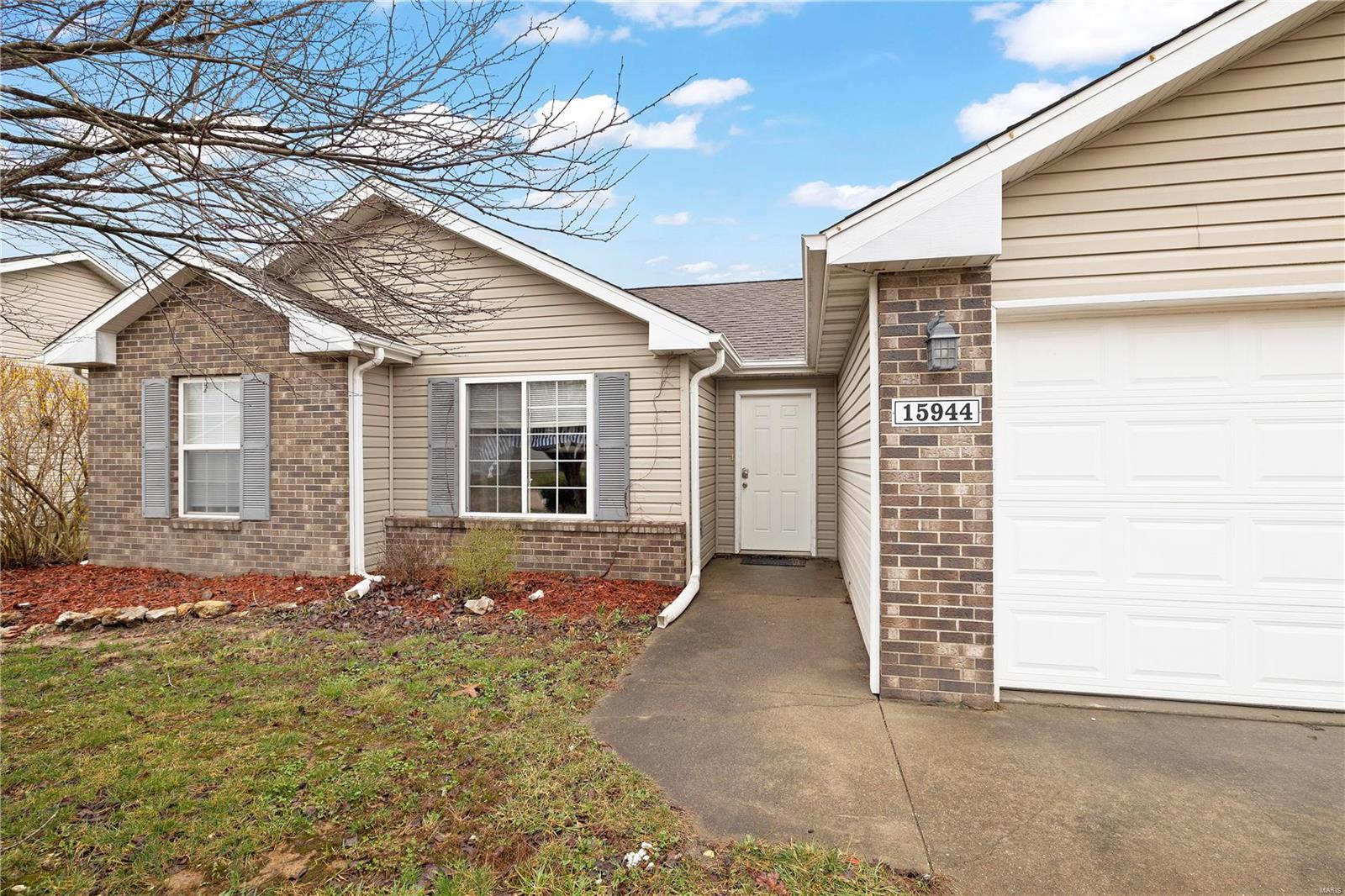 15944 Tamarack Lane