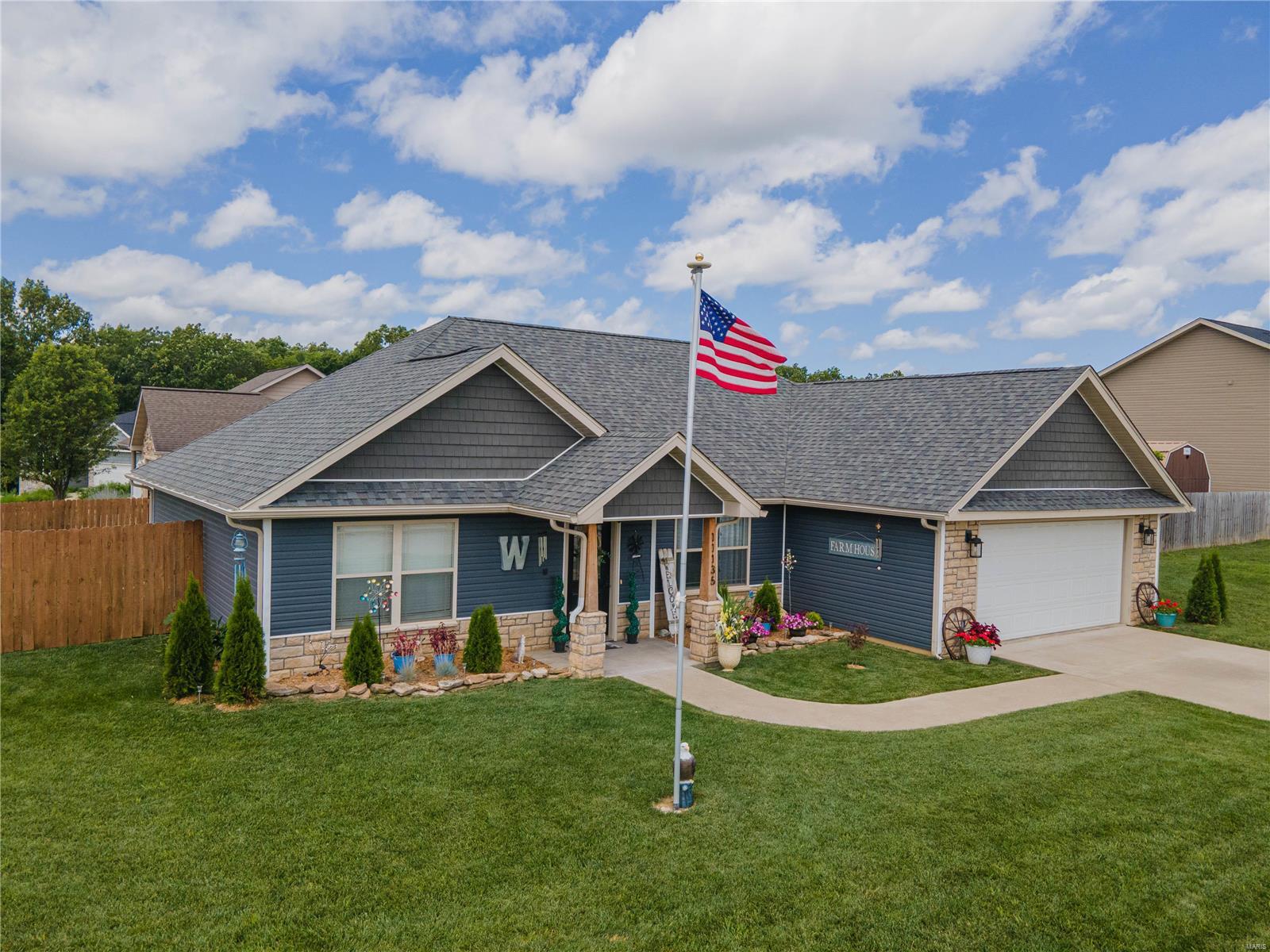 11135 Lexington Lane