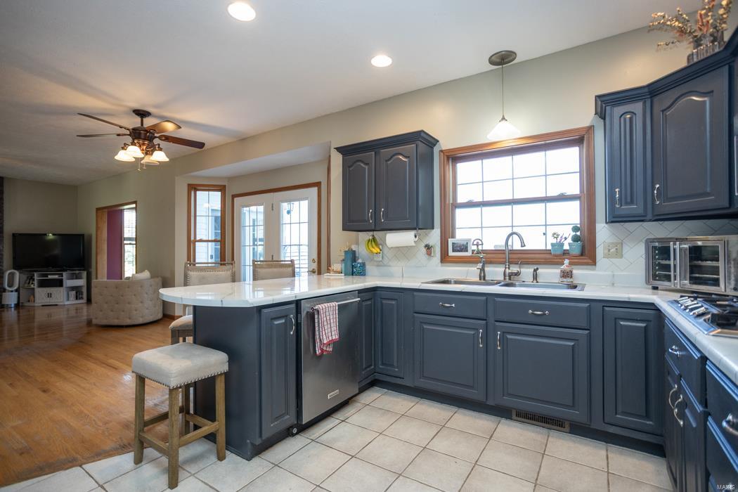 14280 Harper Lane