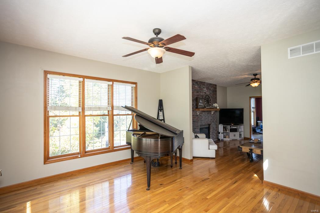 14280 Harper Lane