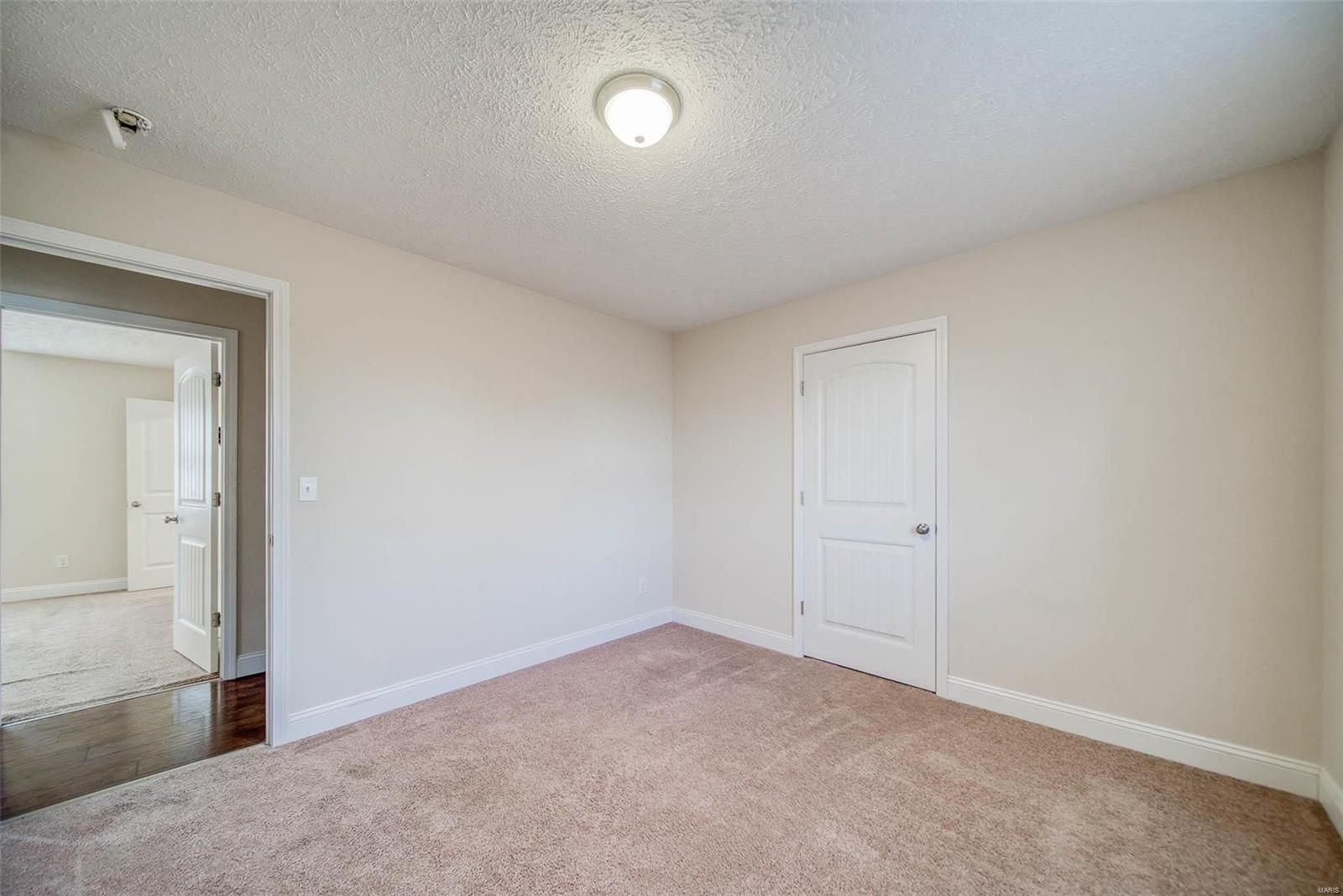 121 Jeffrey Avenue