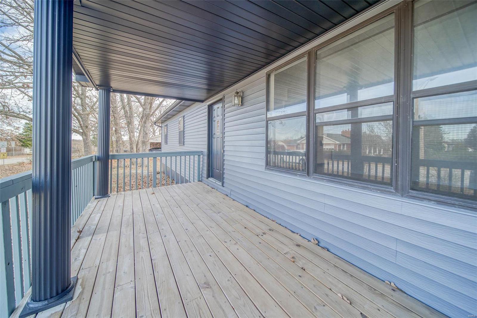 121 Jeffrey Avenue