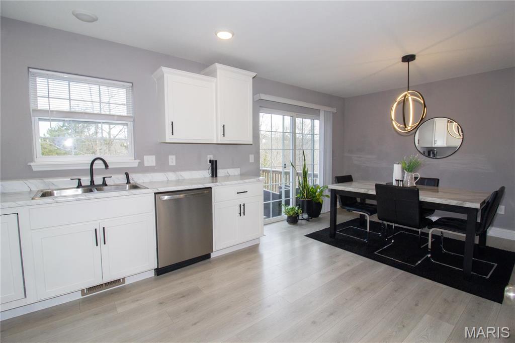 212 Ridgeview Drive