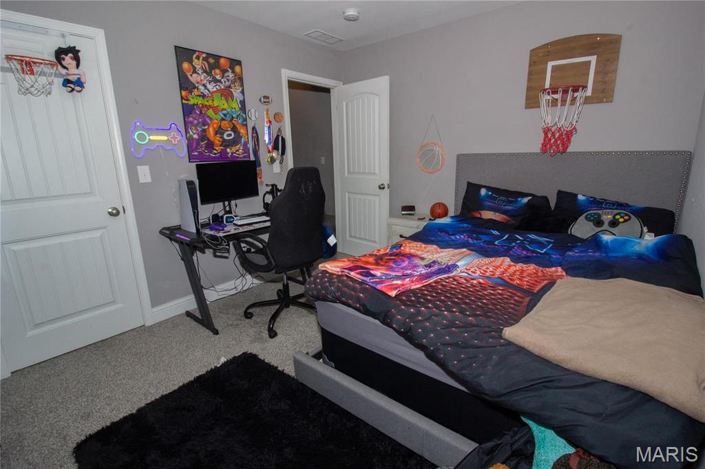 212 Ridgeview Drive
