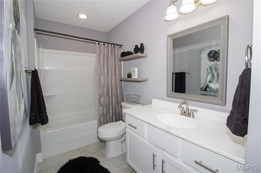 212 Ridgeview Drive