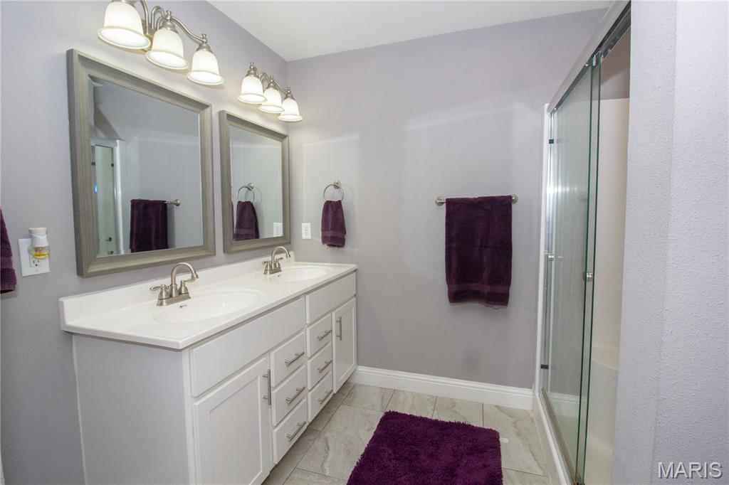 212 Ridgeview Drive
