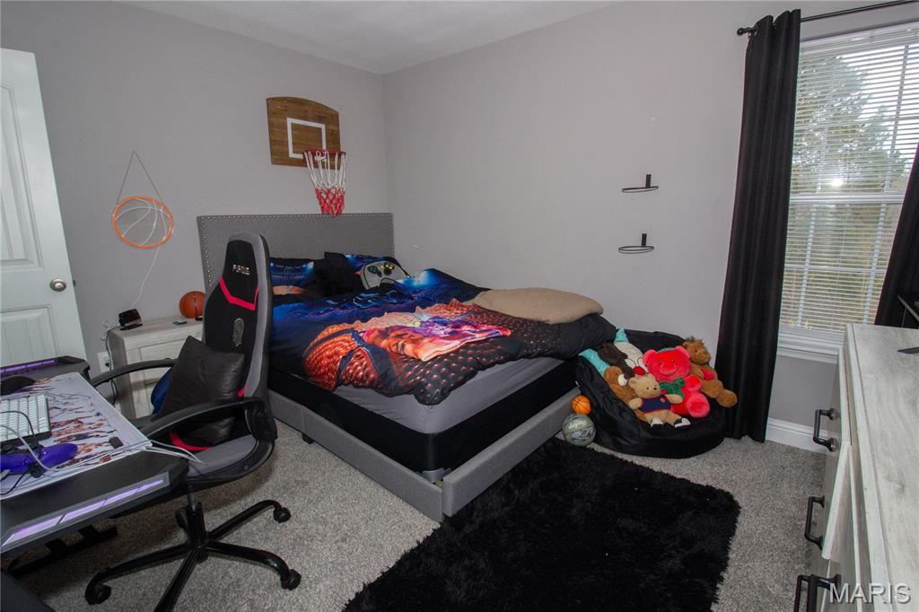 212 Ridgeview Drive