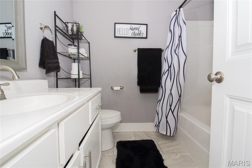212 Ridgeview Drive