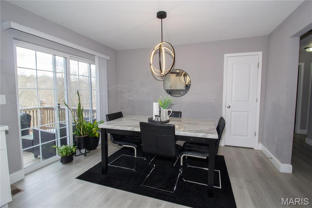 212 Ridgeview Drive